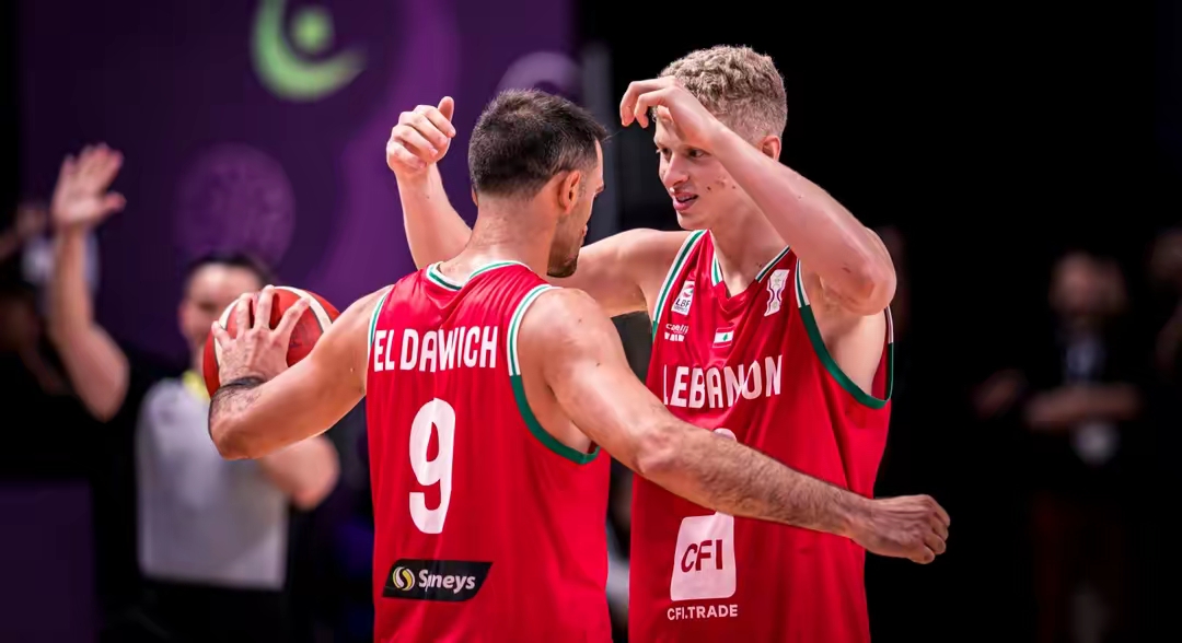 欧博登录入口-包含转折点费耶诺德豪取连胜，荷甲赛前攻防权衡，震撼外界，球队文化再被提及的词条